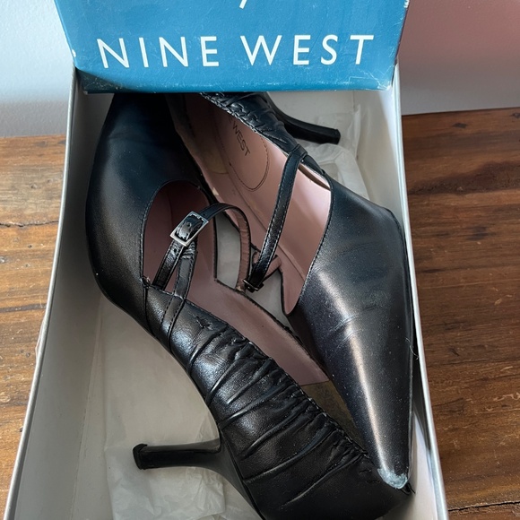 Nine West 8.5M vintage Mary-Jane leather heels, Y2K. - Picture 15 of 16